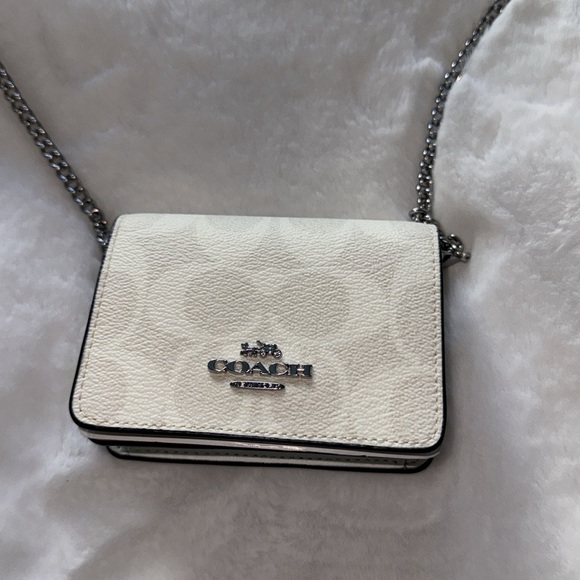 NWT Coach Boxed Mini Wallet On Chain In Signature Canvas Glacier White /2 charms - Picture 14 of 14
